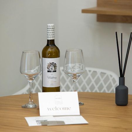 Arodo Suites Nea Iraklitsa Екстер'єр фото