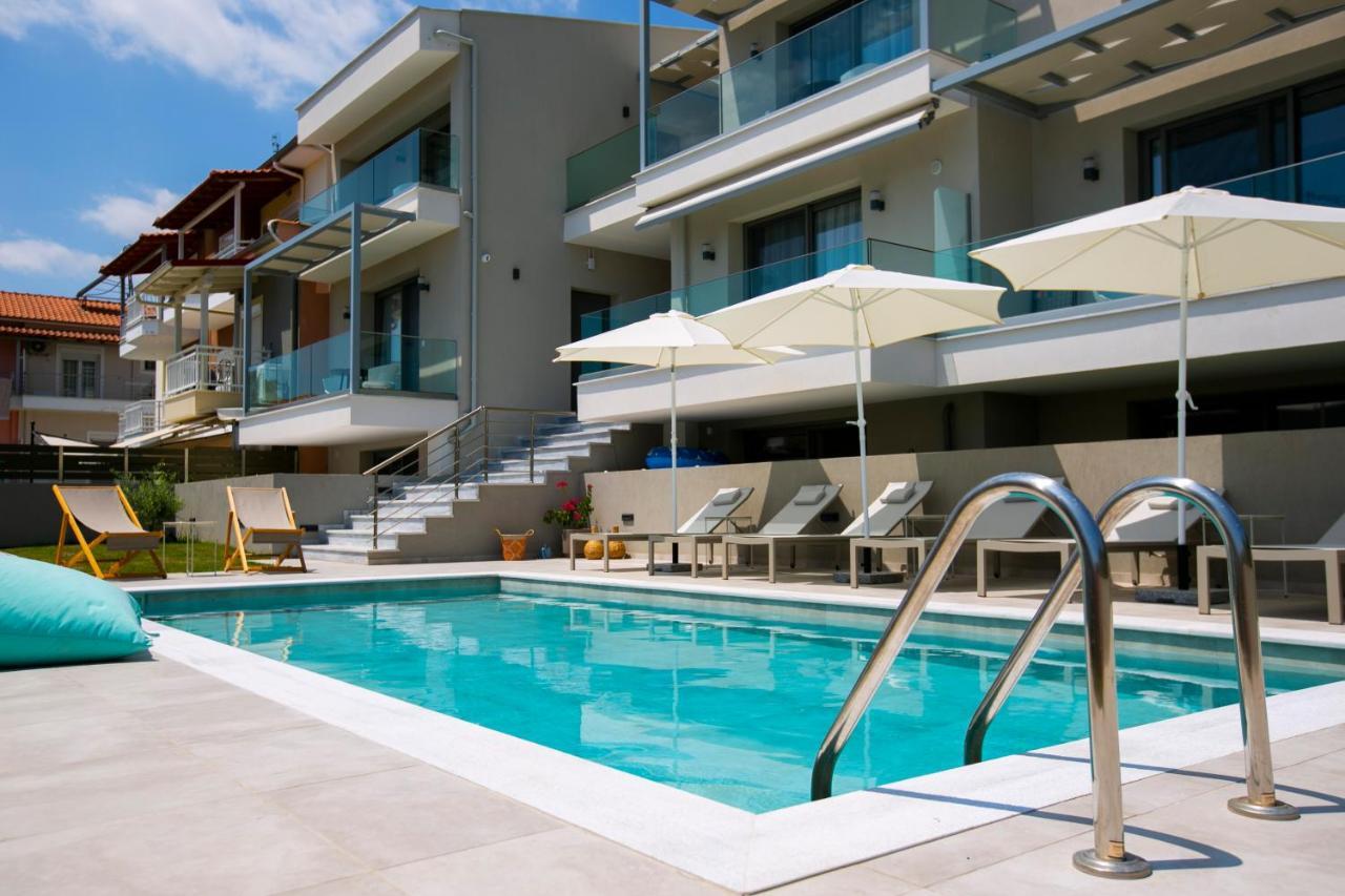Arodo Suites Nea Iraklitsa Екстер'єр фото