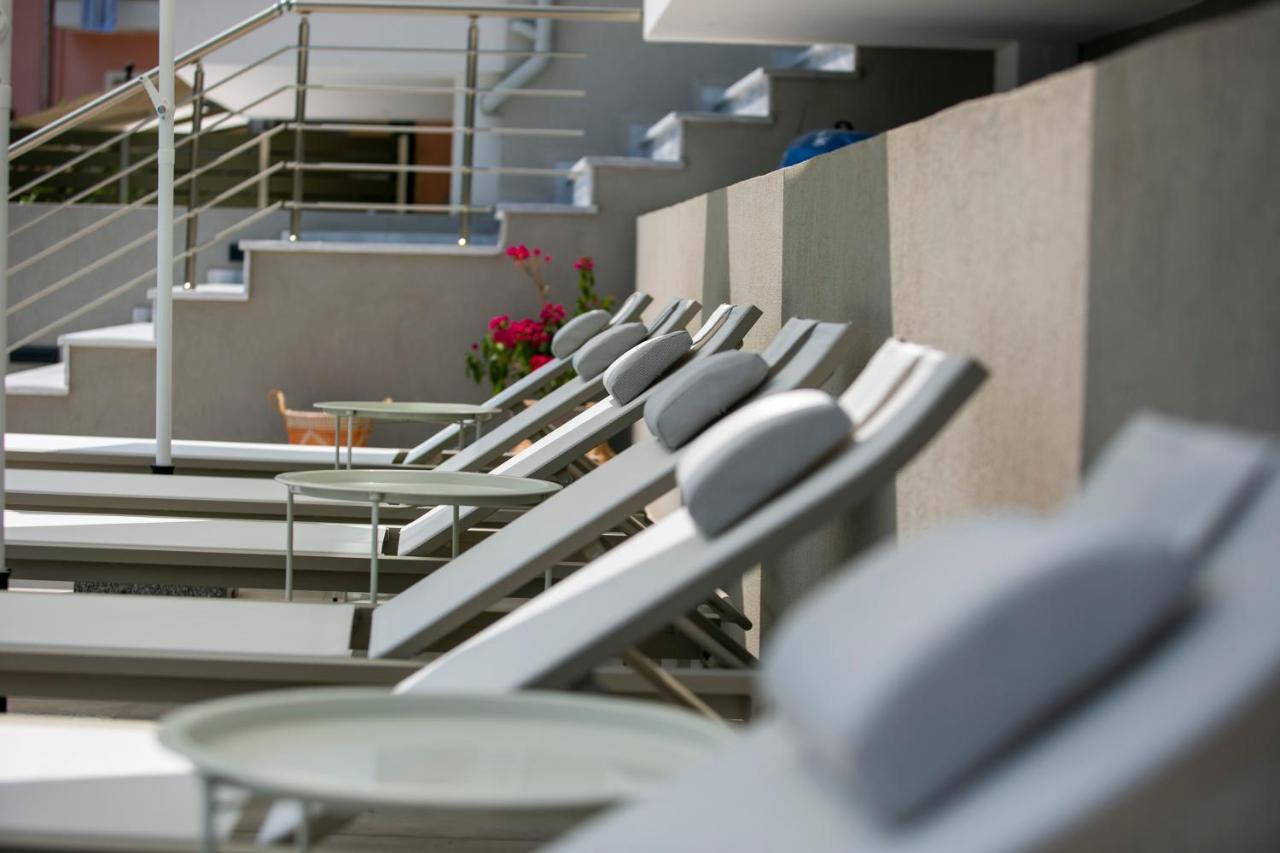 Arodo Suites Nea Iraklitsa Екстер'єр фото