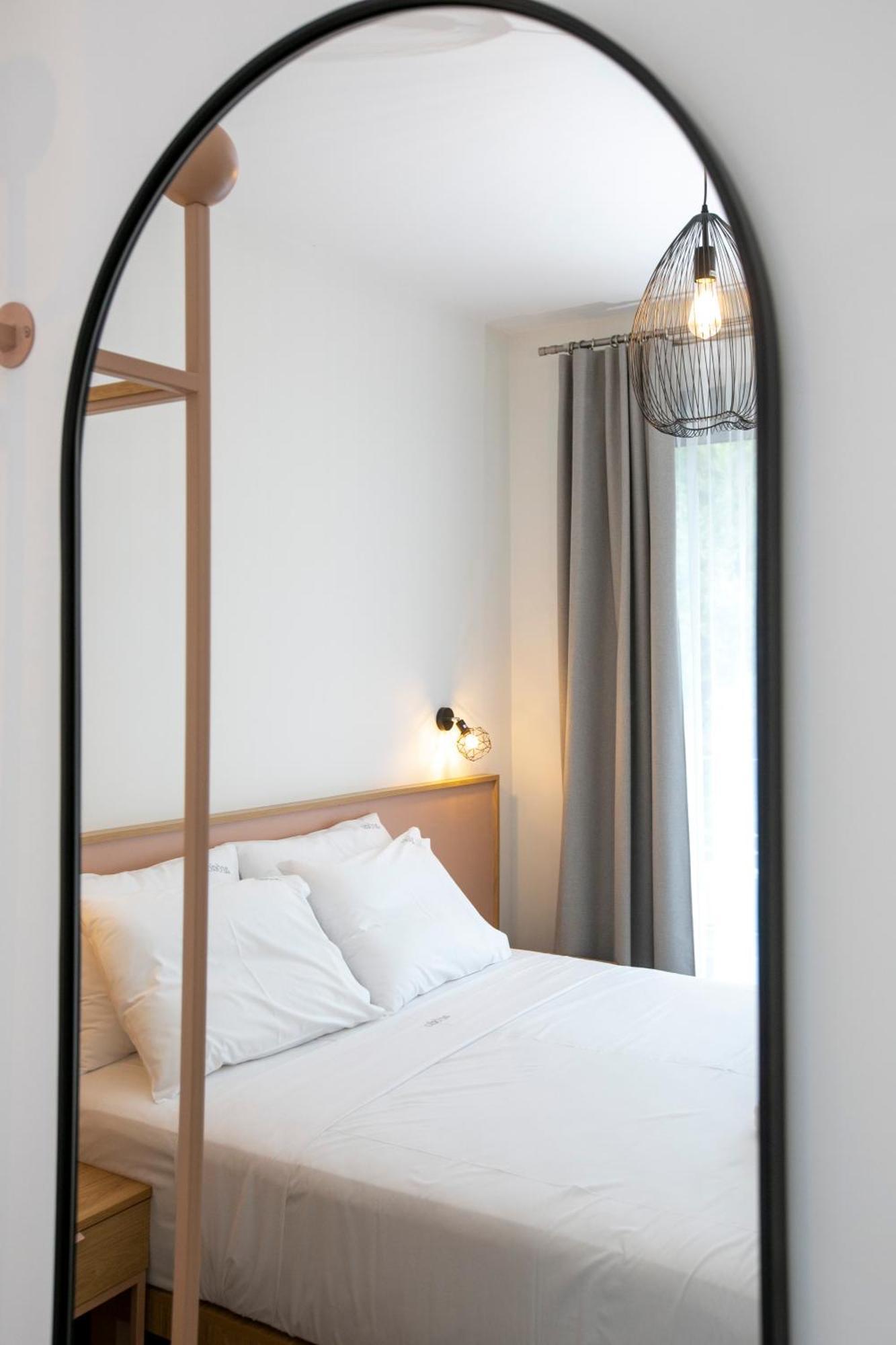 Arodo Suites Nea Iraklitsa Екстер'єр фото