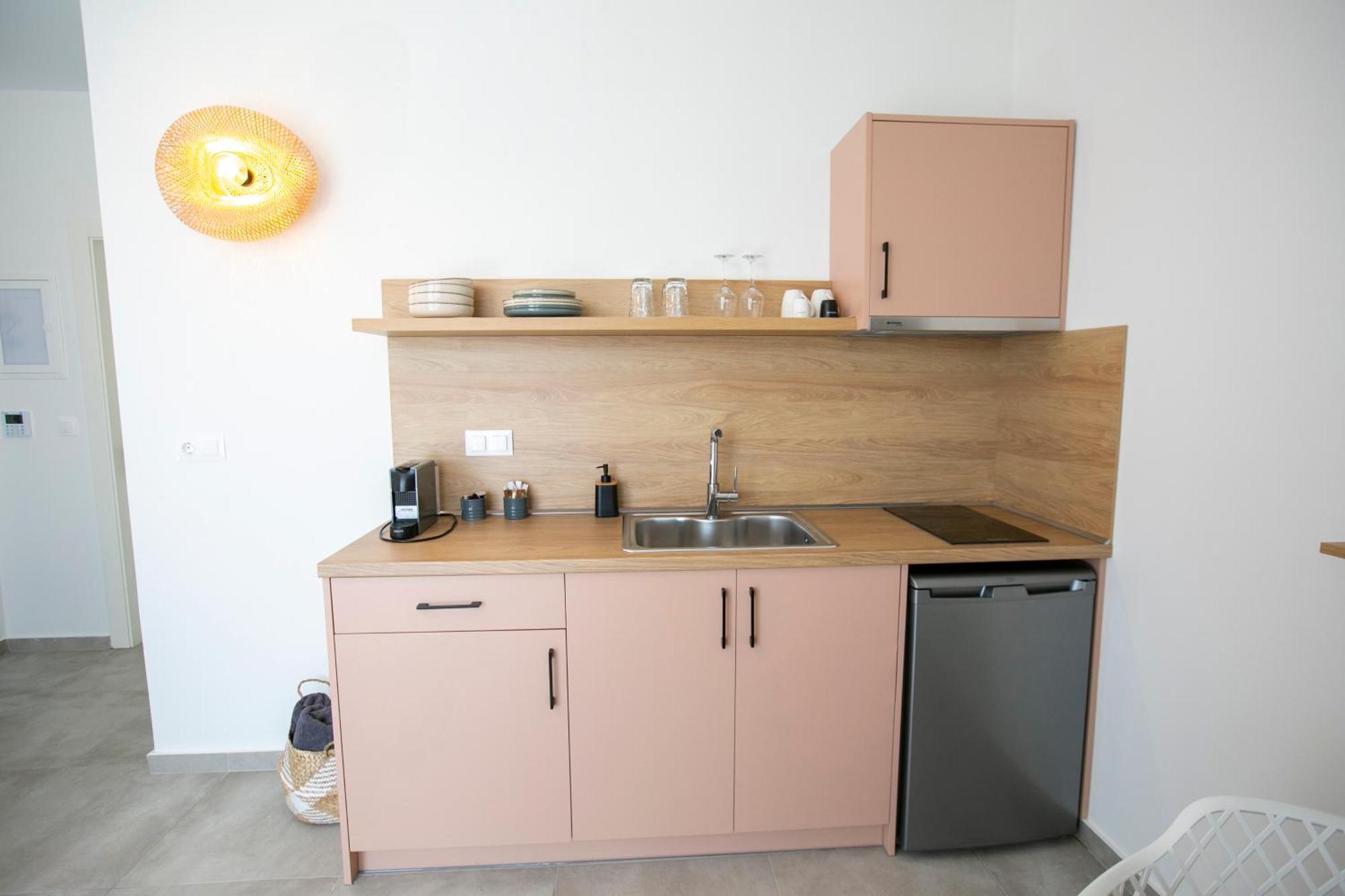 Arodo Suites Nea Iraklitsa Екстер'єр фото