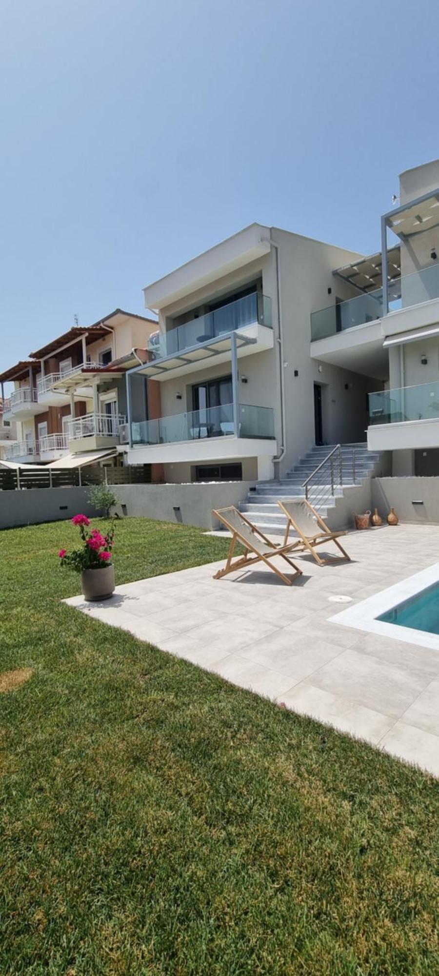 Arodo Suites Nea Iraklitsa Екстер'єр фото