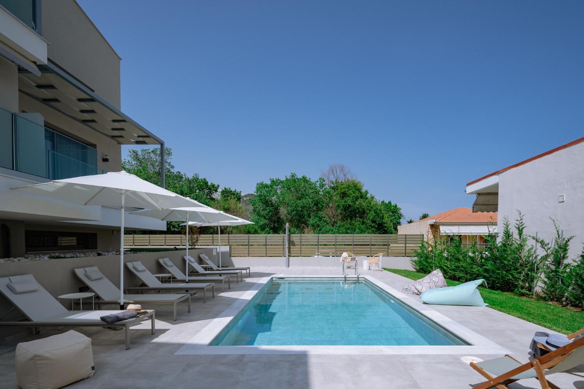 Arodo Suites Nea Iraklitsa Екстер'єр фото