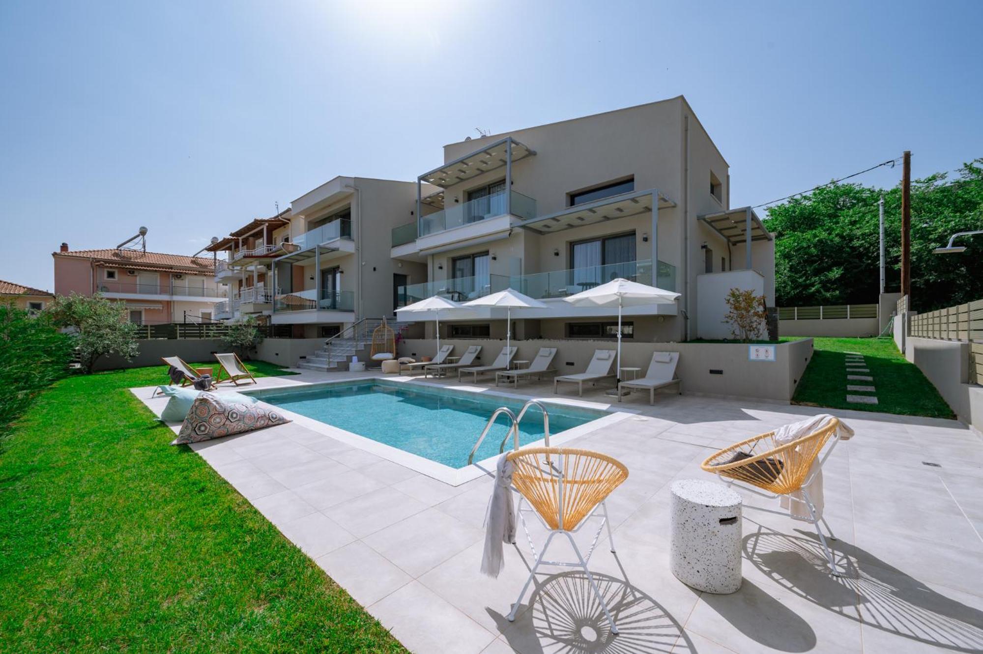 Arodo Suites Nea Iraklitsa Екстер'єр фото
