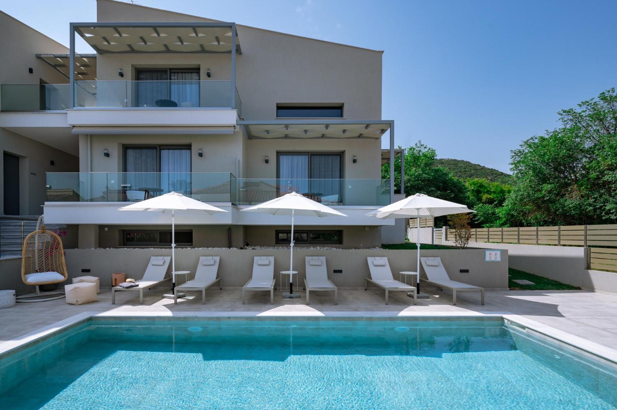 Arodo Suites Nea Iraklitsa Екстер'єр фото