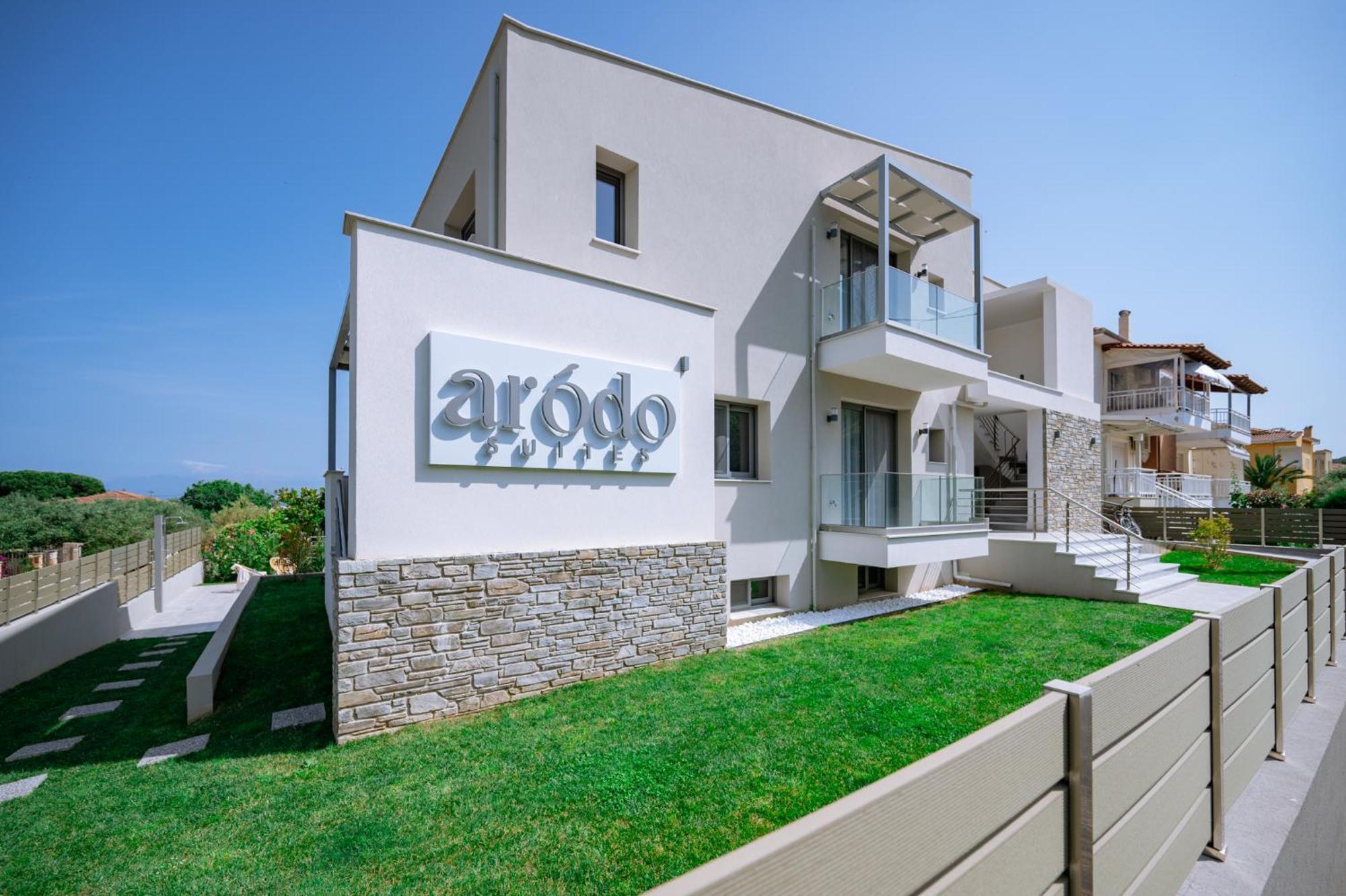 Arodo Suites Nea Iraklitsa Екстер'єр фото