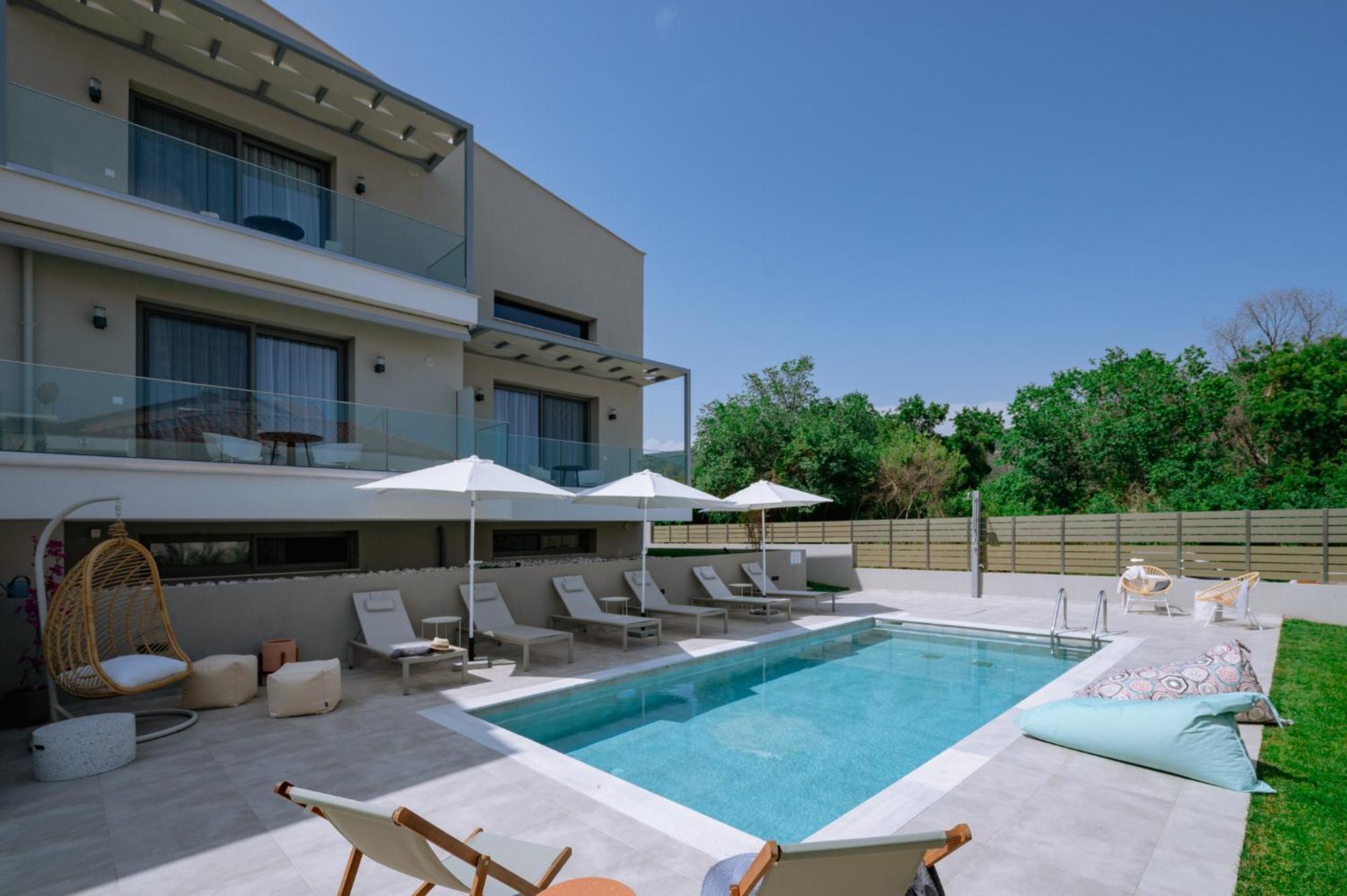 Arodo Suites Nea Iraklitsa Екстер'єр фото